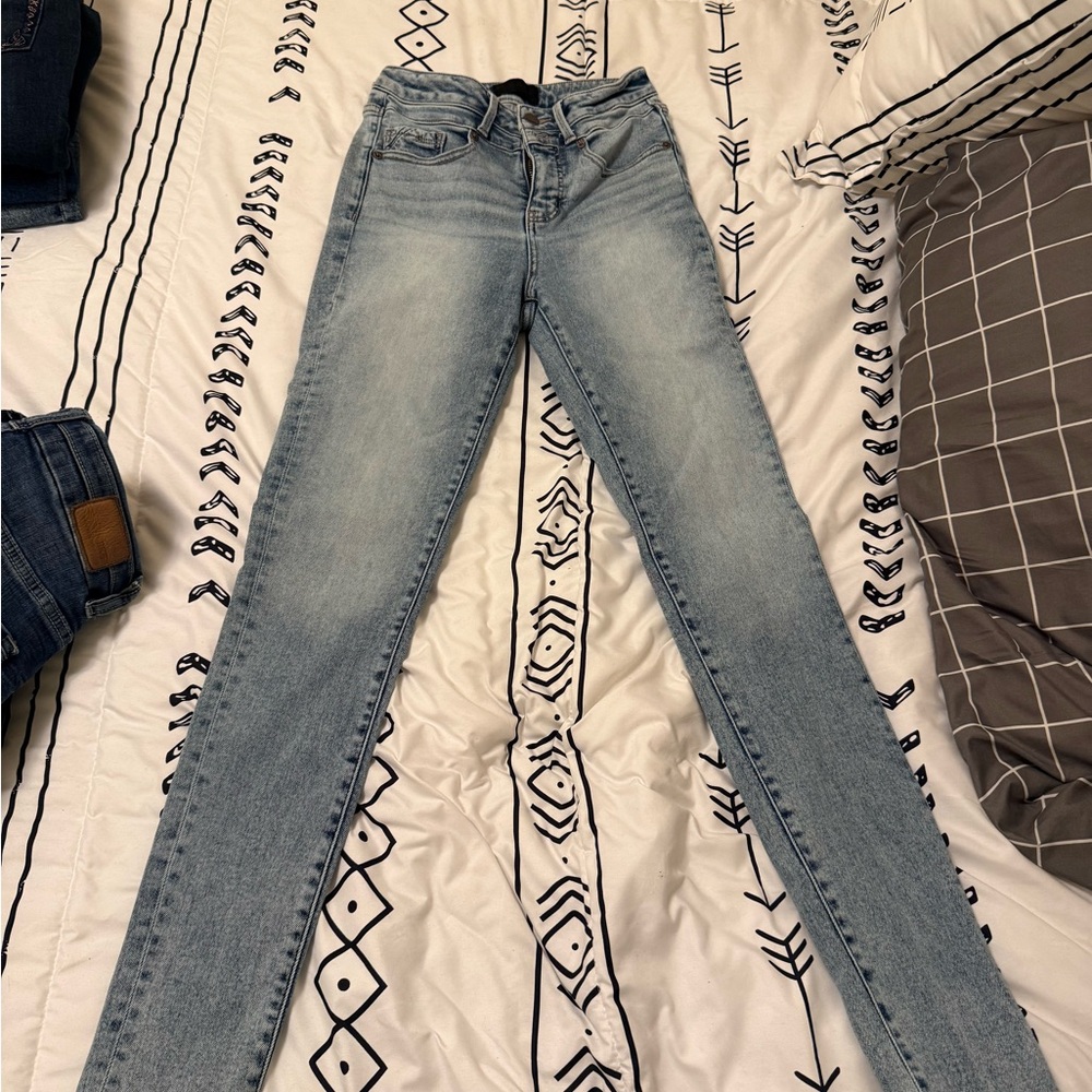 Buckle Light Blue Women's Skinny Jeans